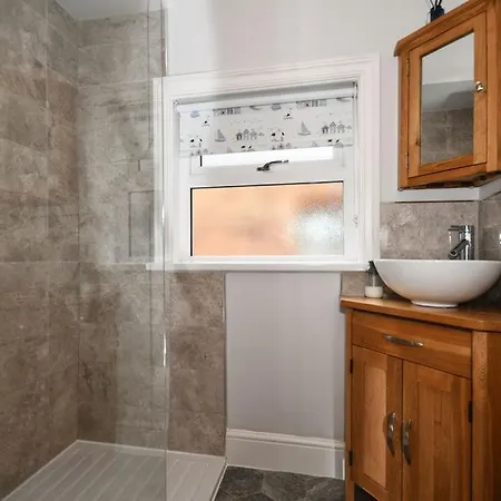 別荘 Mermaid Manor ファイリー